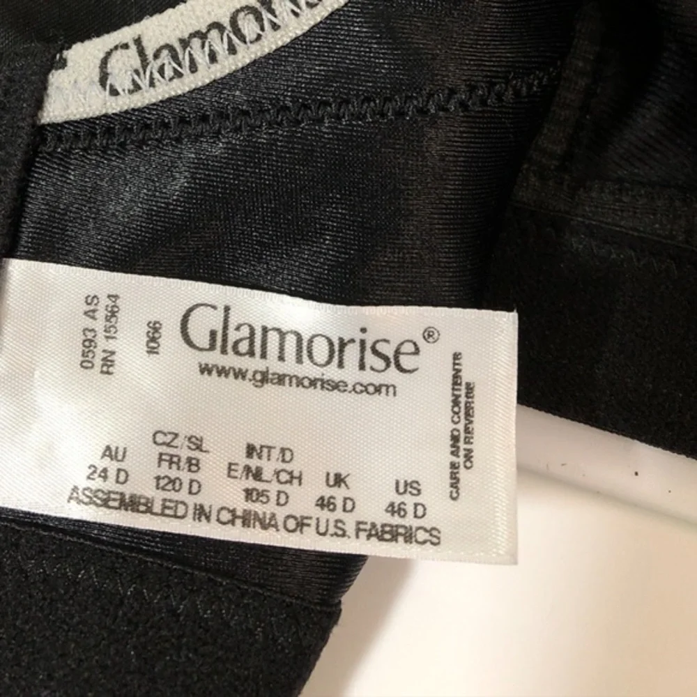 GLAMORISE No Bounce Cami Sports Bra Size 4…